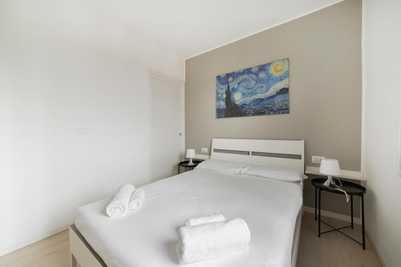 Brand New Apts Milano Lima M1 Apartment Luaran gambar