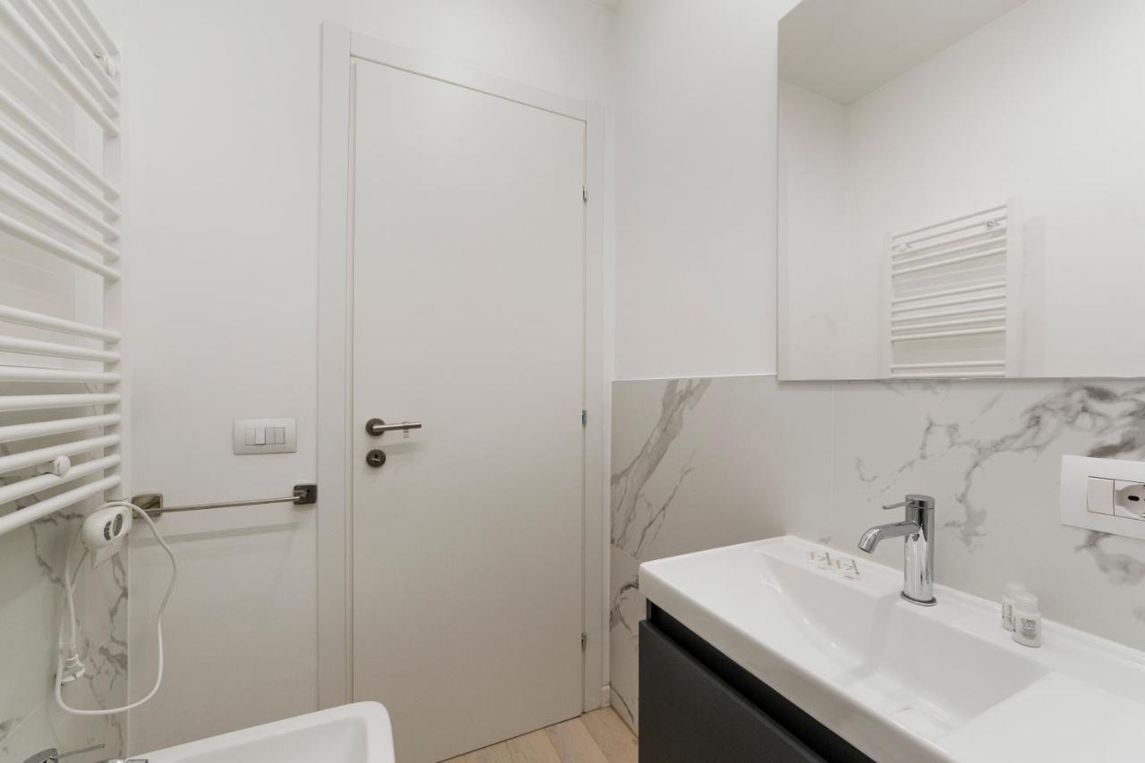 Brand New Apts Milano Lima M1 Apartment Luaran gambar