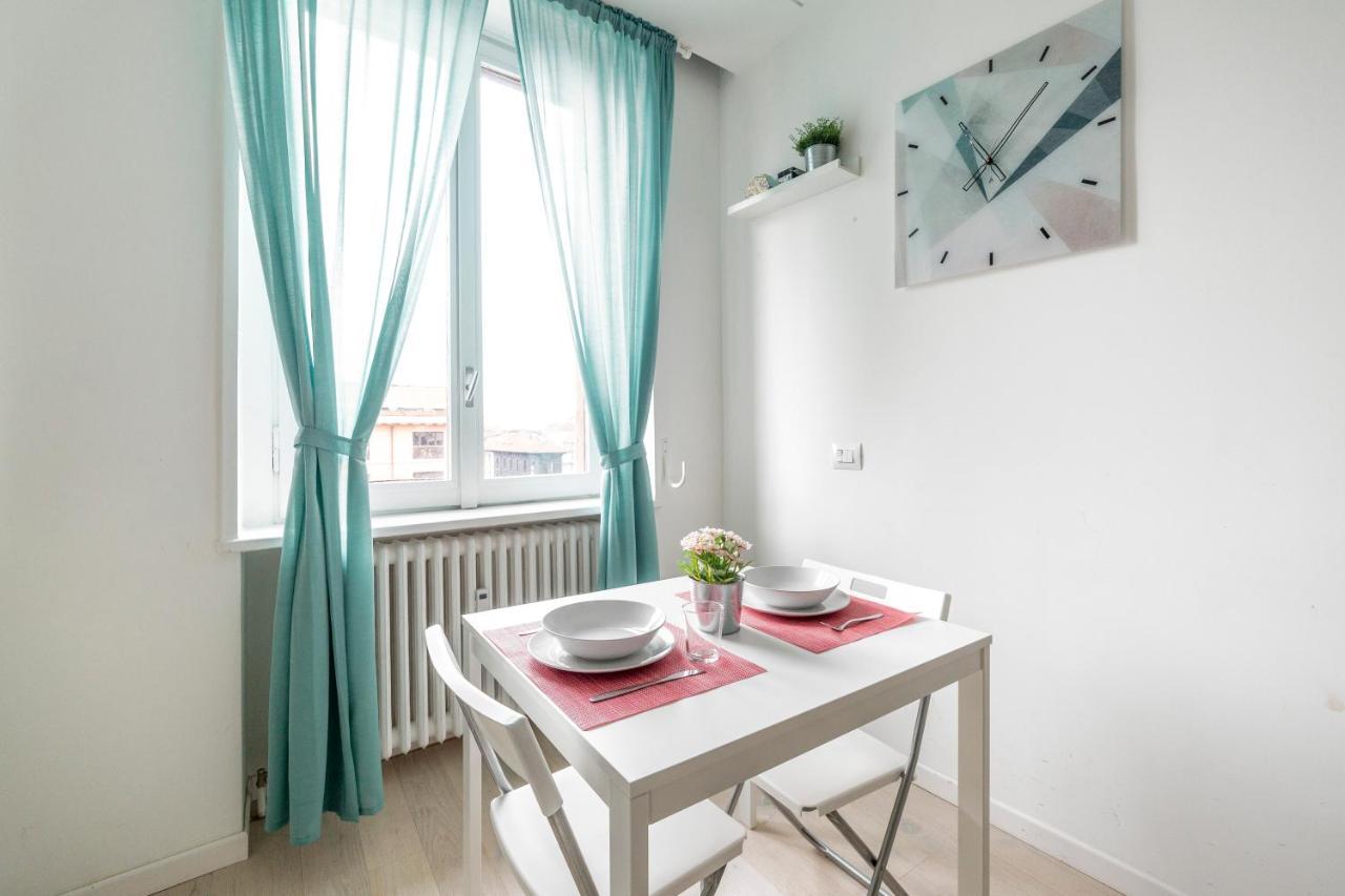 Brand New Apts Milano Lima M1 Apartment Luaran gambar